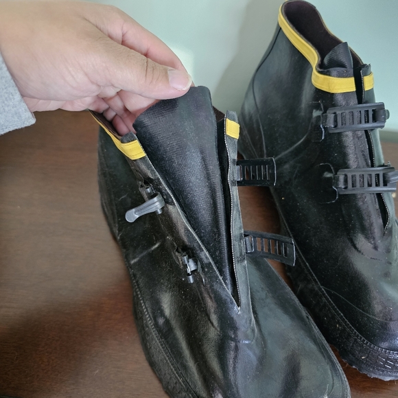 LaCrosse Guide 2 Buckle Overshoe Rubber Men's Black Size 10 - Picture 3 of 5